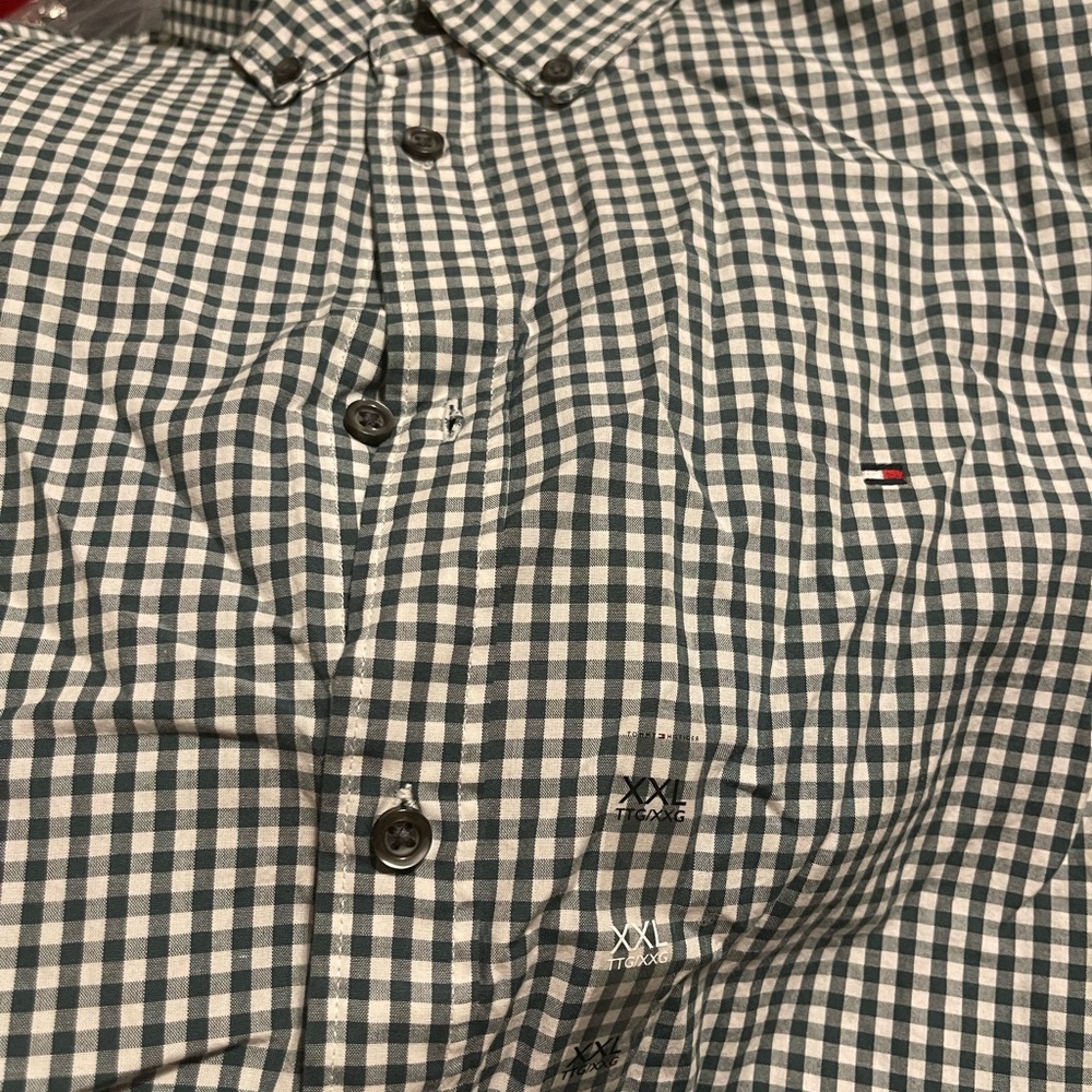 Tommy Hilfiger Long sleeve button down shirt